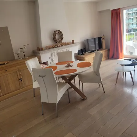 Apartment Azur *